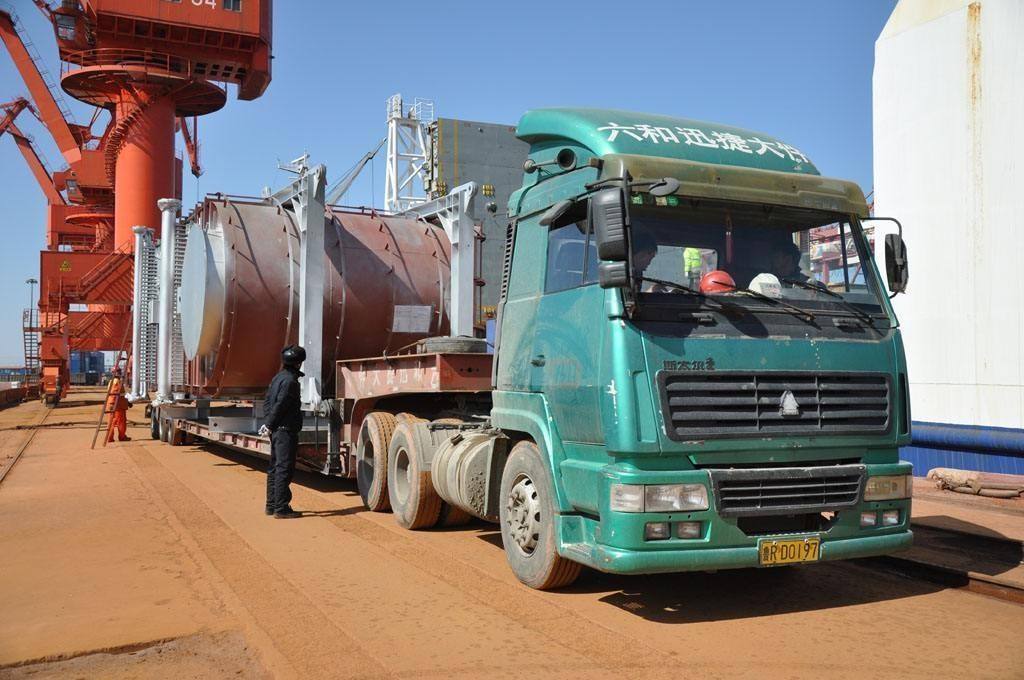 深圳到昌吉貨運專線，服務寶安、龍崗、、龍華，送貨上門